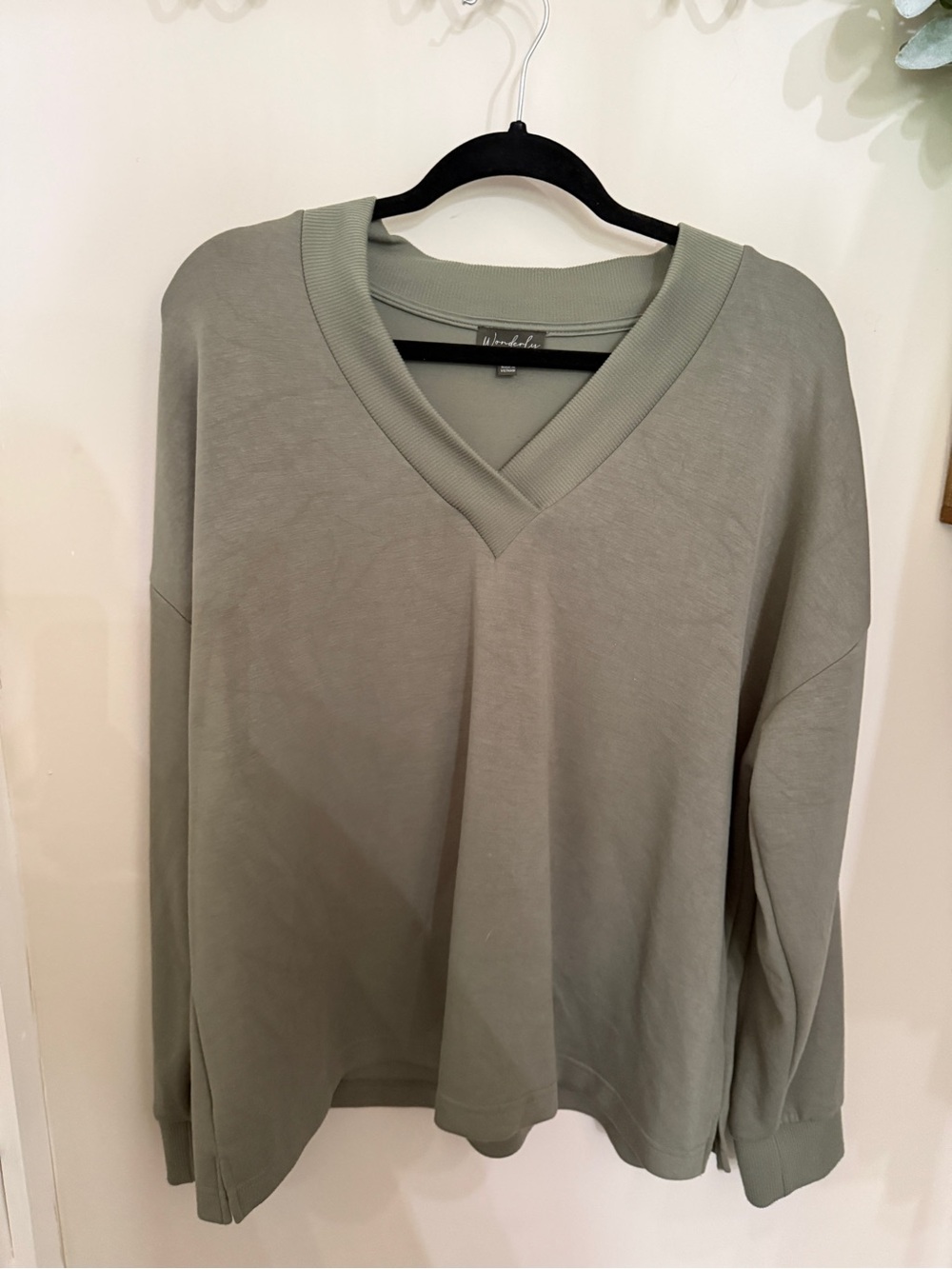 Wonderly Olive Sage V-Neck Pullover Sweatshirt